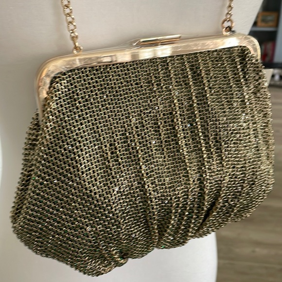 Zara gold & green shimmery chainmail bag - Picture 4 of 12
